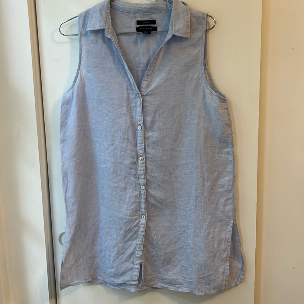 Tahari 100% Linen Sleeveless Button down light blue medium